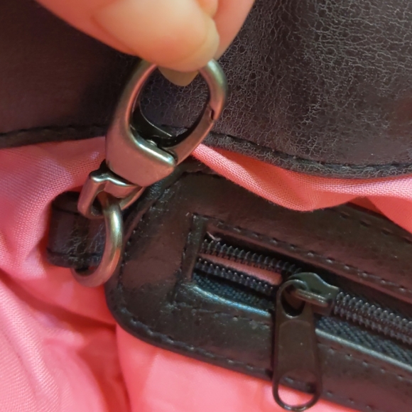 Victoria's Secret Black vegan leather handbag - Picture 8 of 8